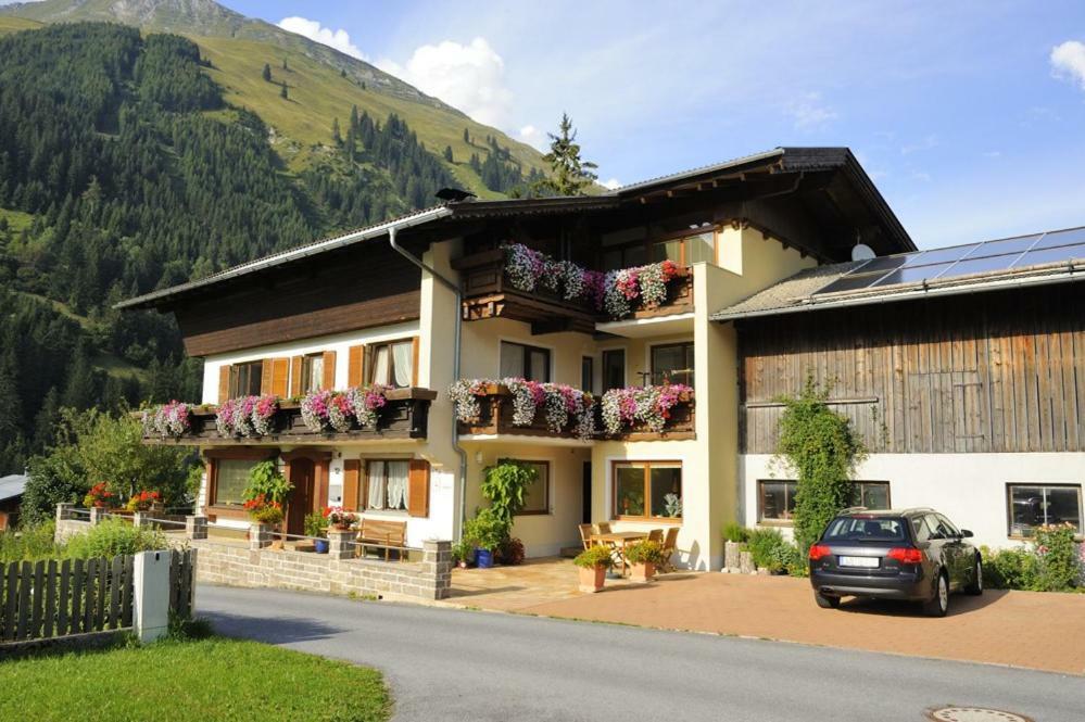 Haus Alpina Apartman Häselgehr Kültér fotó
